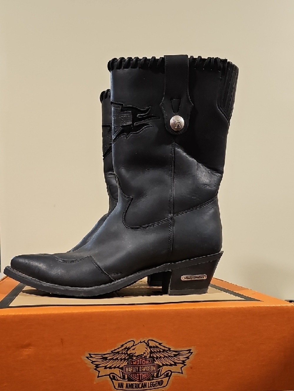 Harley-Davidson Black Leather Short Western Boots - Picture 4 of 8